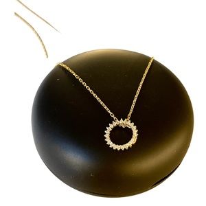 14k Gold Circle pendant ⭕️ Modern Style